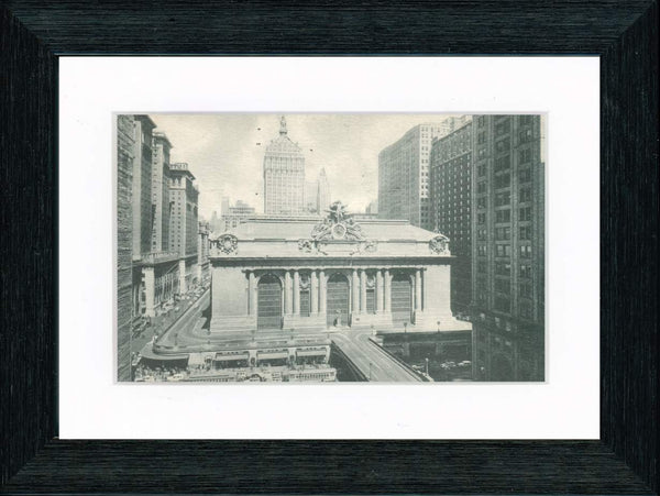 Vintage Postcard Front - Grand Central Station NYC